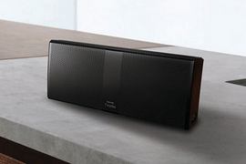 Портативные аудиосистемы Philips Fidelio P9BLK/10, P9SLV/10 и P9WHT/10