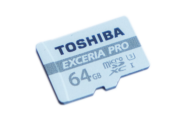 Toshiba EXCERIA™ PRO M401 64 Гб 